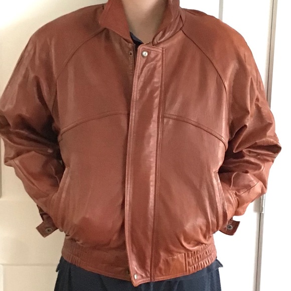 ❗️VINTAGE LEATHER SUPER SOFT BOMBER - Picture 3 of 15